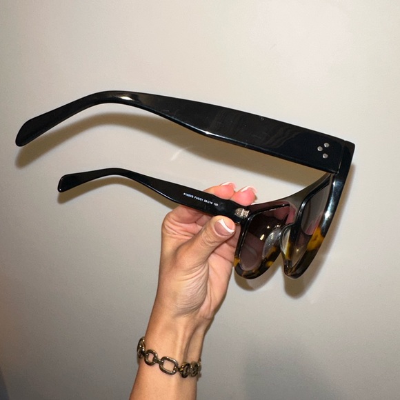 Authentic Céline Sunglasses - Picture 5 of 12
